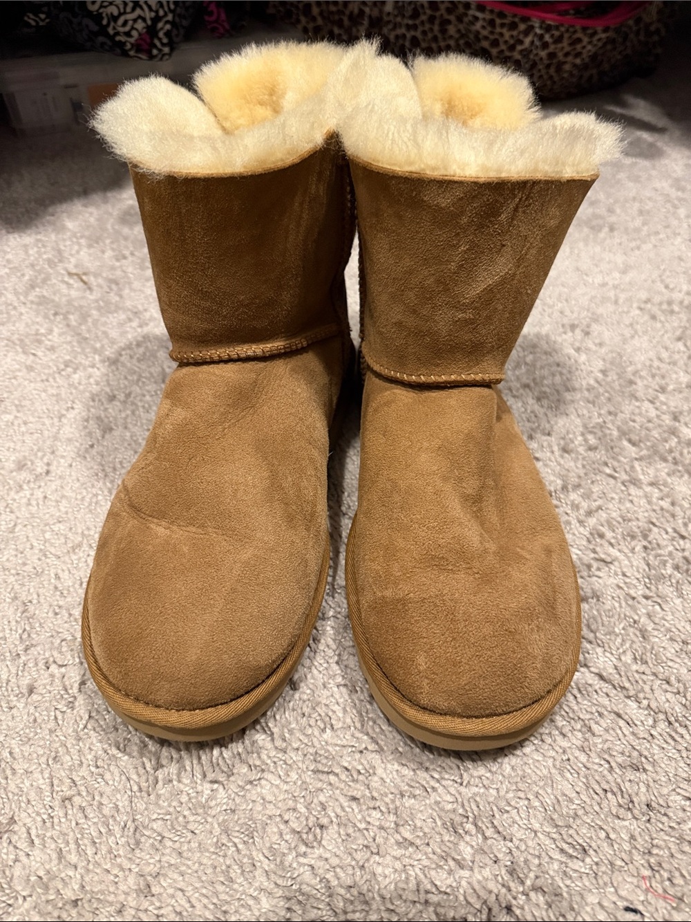 UGG Classic Short Shearling Boots in Chestnut